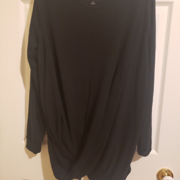 women's shirts - Picture 5 of 7